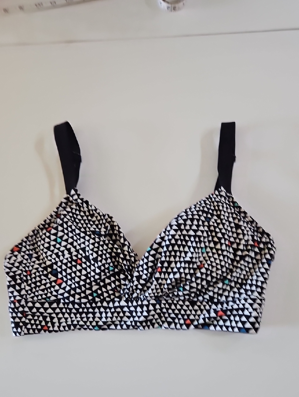 Title Nine Black & White Triangle Print Wired Bikini Top
